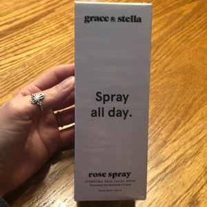 💜 3 for $12 Spray all day